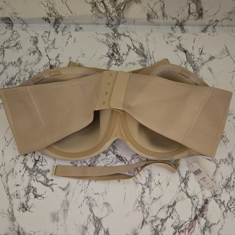 NWT Soma vanishing strapless - Picture 2 of 4
